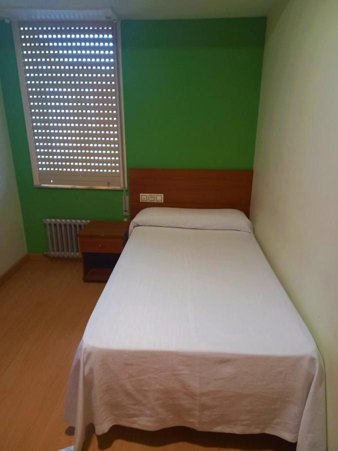 Pension San Roque Lugo Bagian luar foto