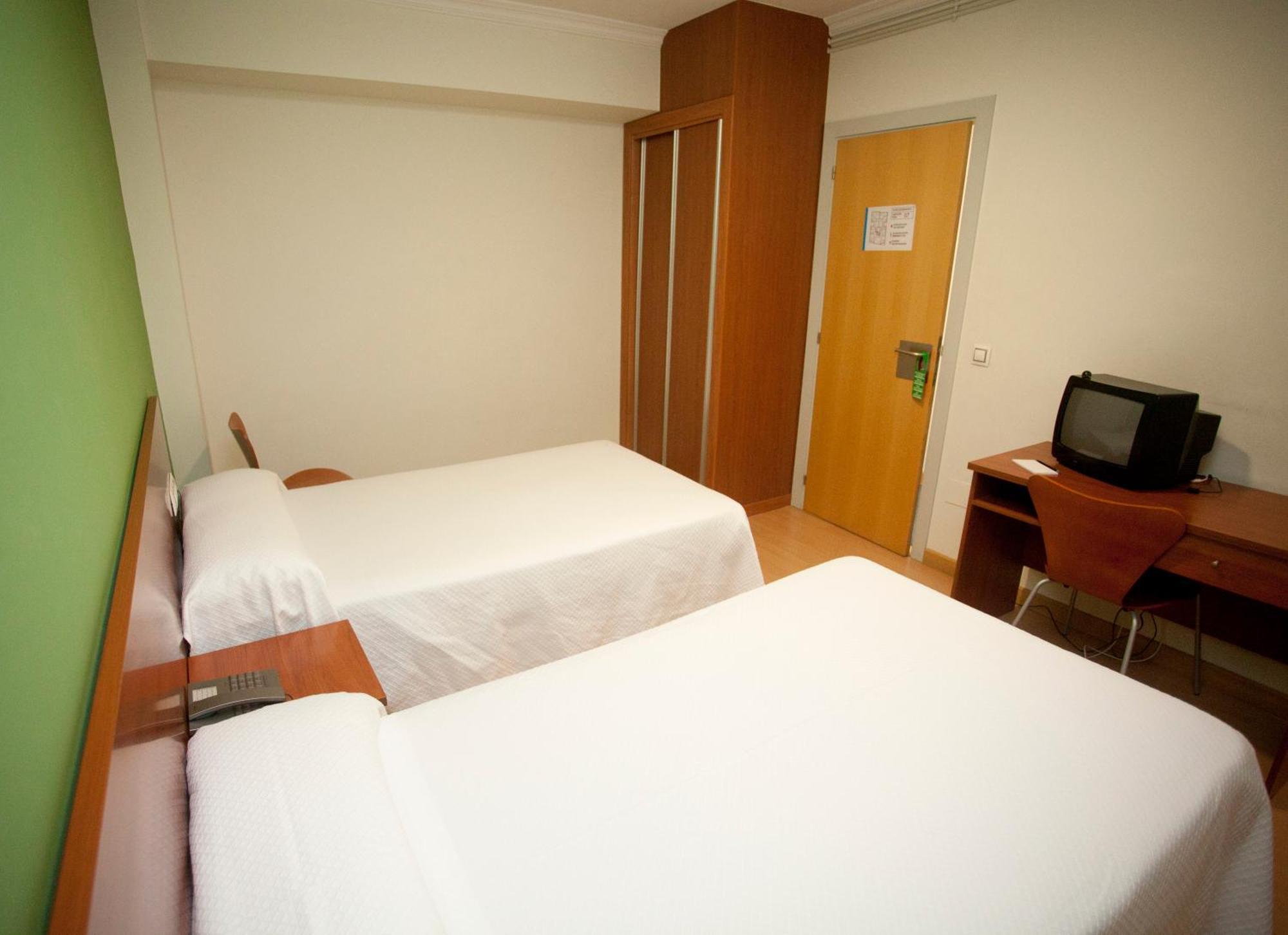 Pension San Roque Lugo Bagian luar foto